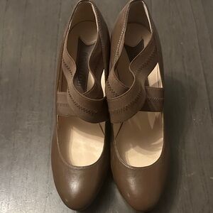 Boutique 9 Brown Heels